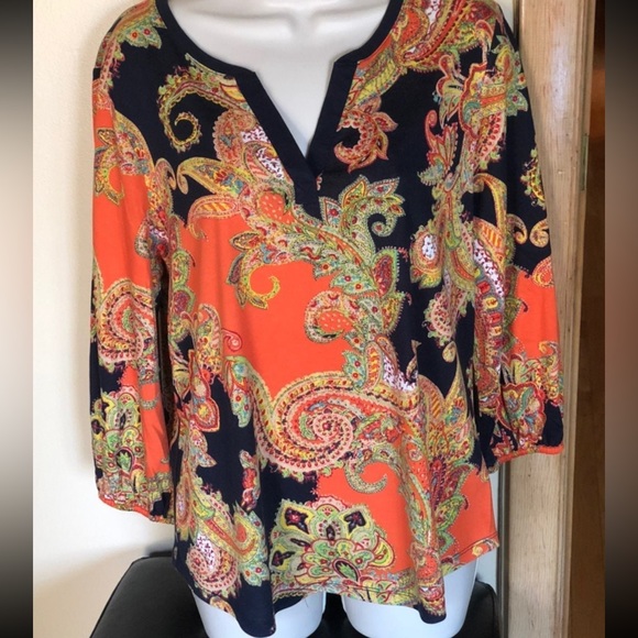 FINAL PRICE PRIOR TO DONATION
Ralph Lauren paisley top L - Picture 1 of 4